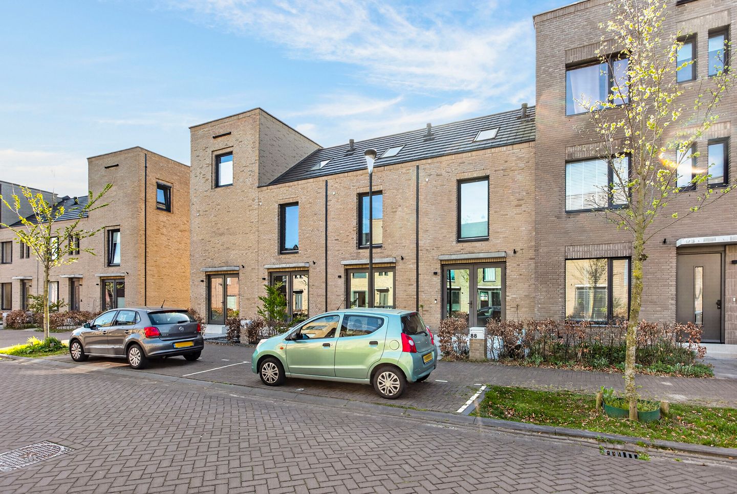 Foto 34 van Tiellaan 90