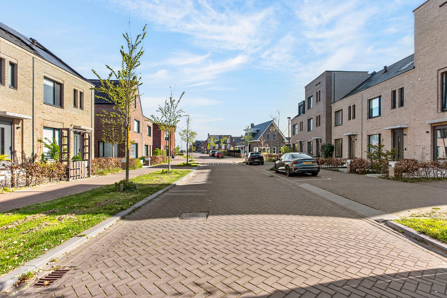 Foto 35 van Tiellaan 90