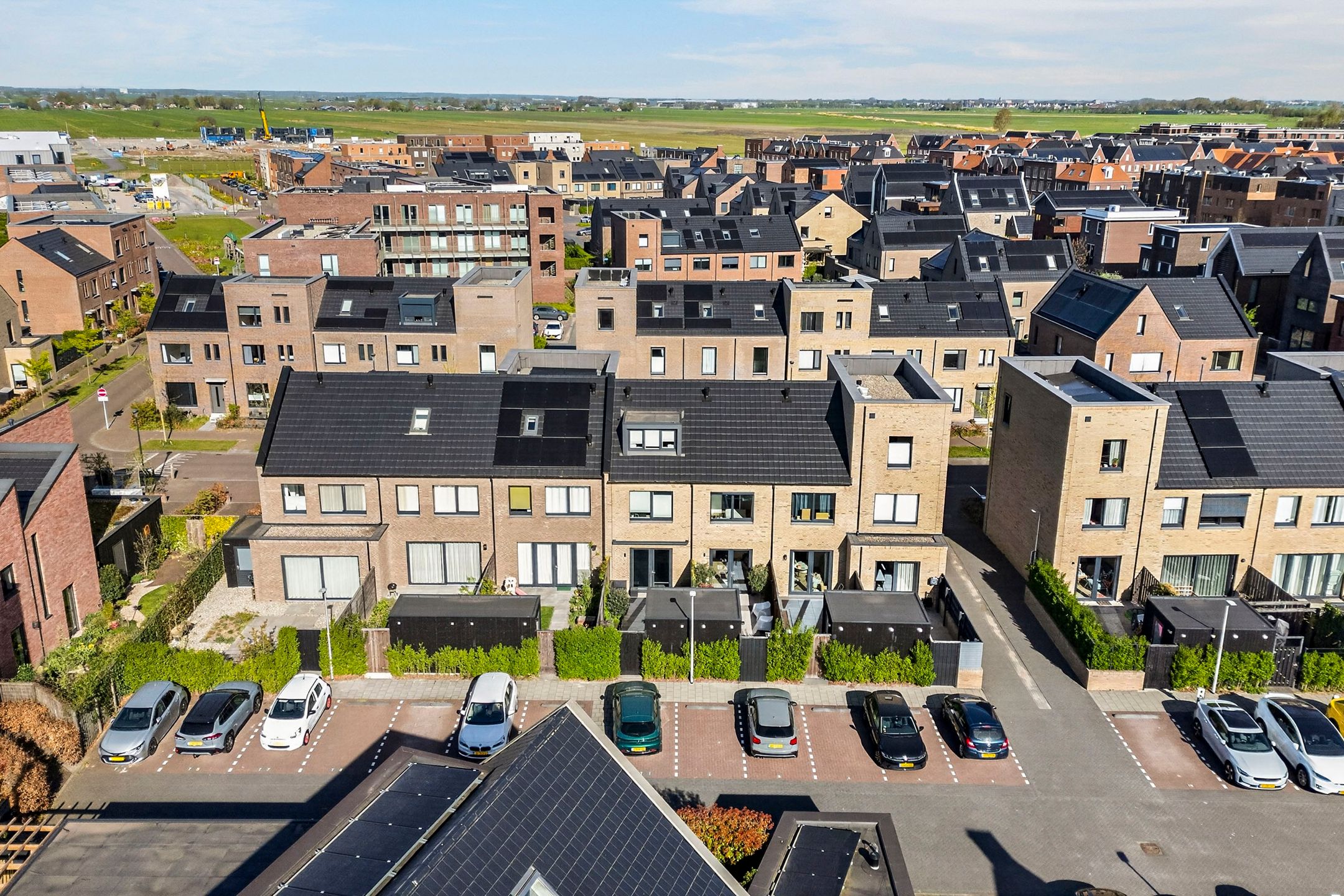 Foto 39 van Tiellaan 90