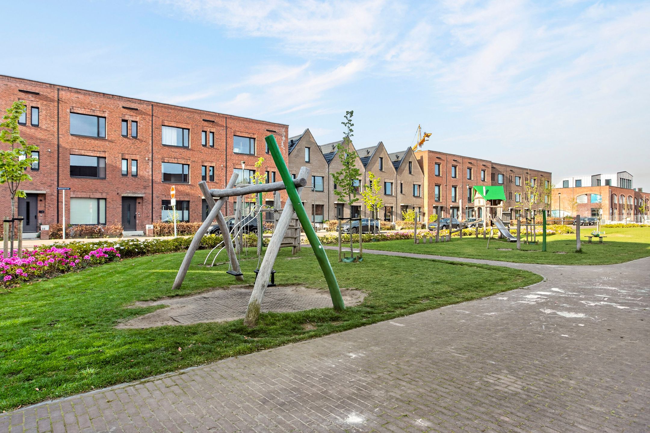 Foto 42 van Tiellaan 90