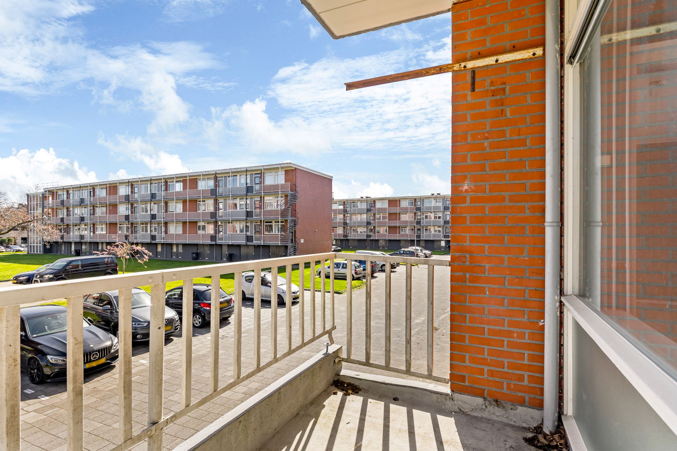 Foto 24 van Scherwolderhemstraat 27