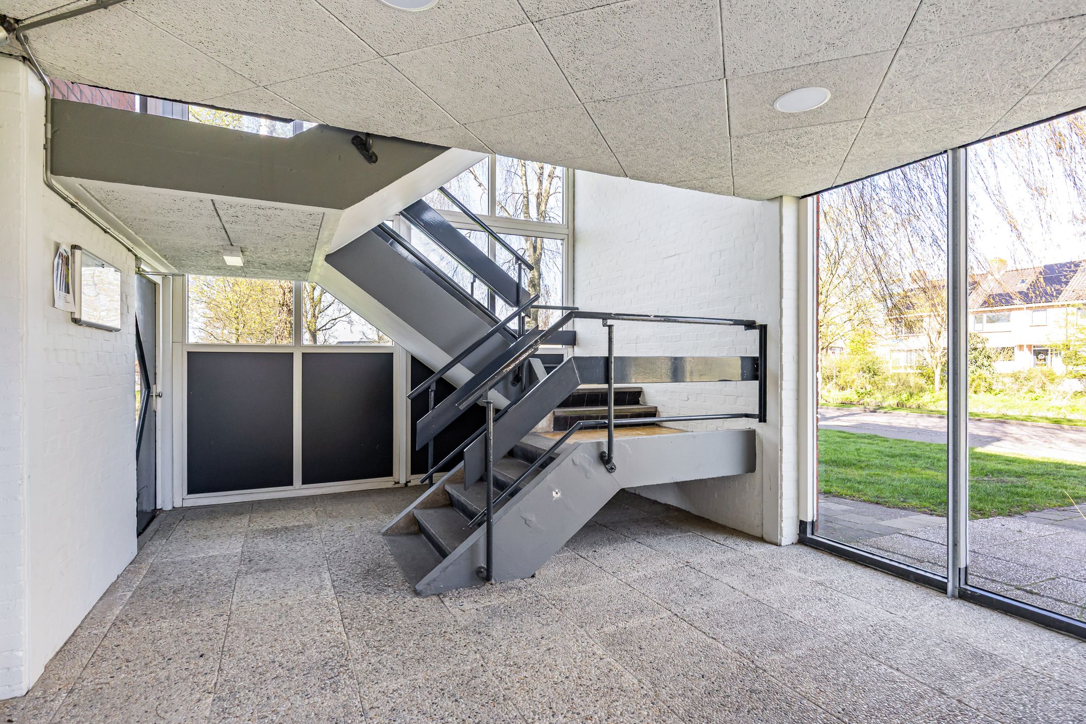 Foto 9 van Scherwolderhemstraat 27