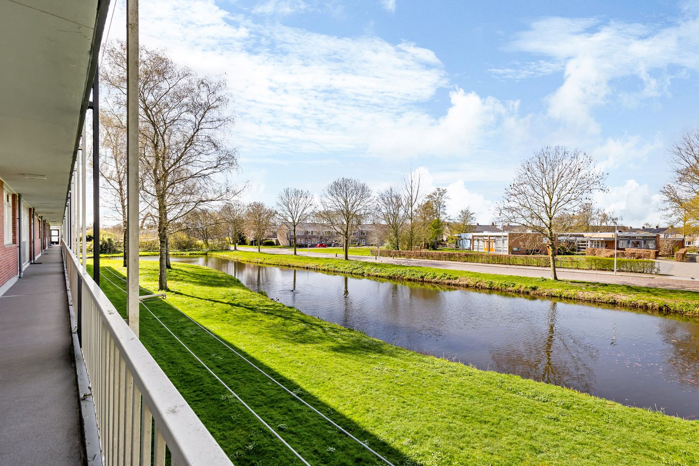 Foto 10 van Scherwolderhemstraat 27