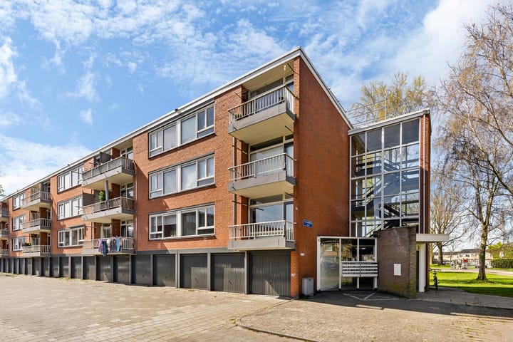 Foto 2 van Scherwolderhemstraat 27