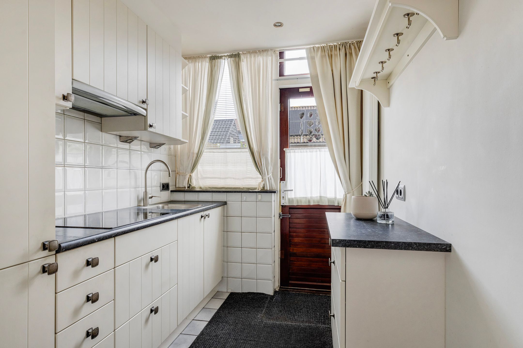 Foto 15 van Doctor Abraham Kuyperstraat 38