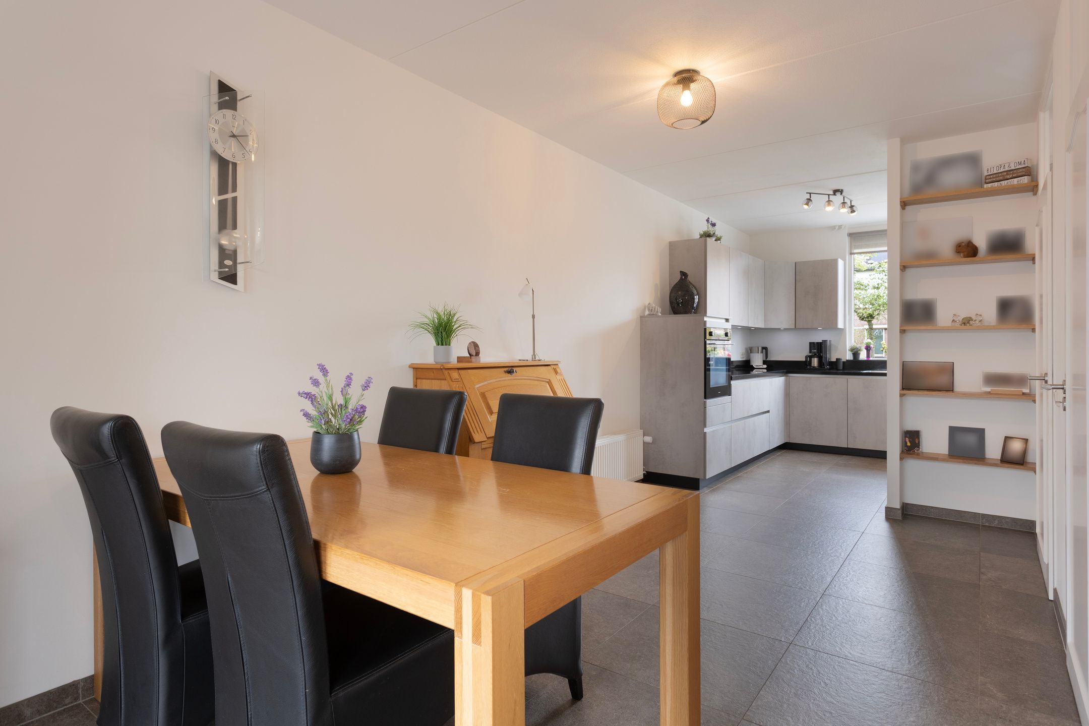 Photo 9 of Leharstraat 6