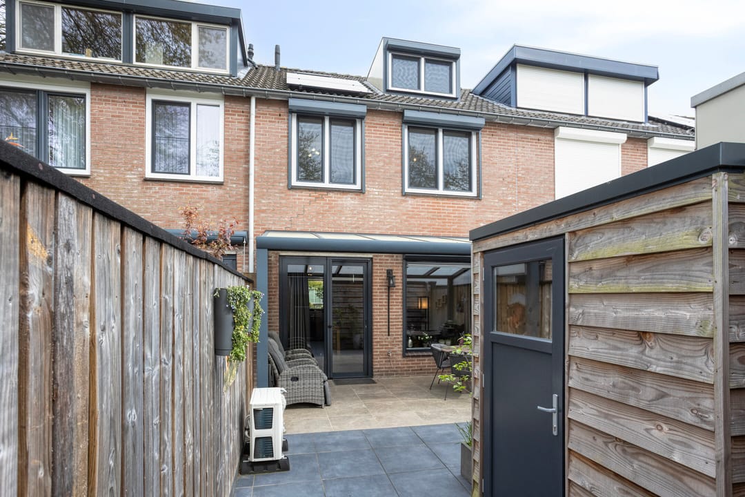 Photo 32 of Leharstraat 6