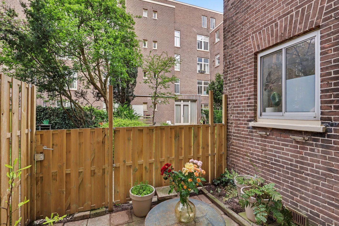 Foto 25 van Van Houweningenstraat 58-H