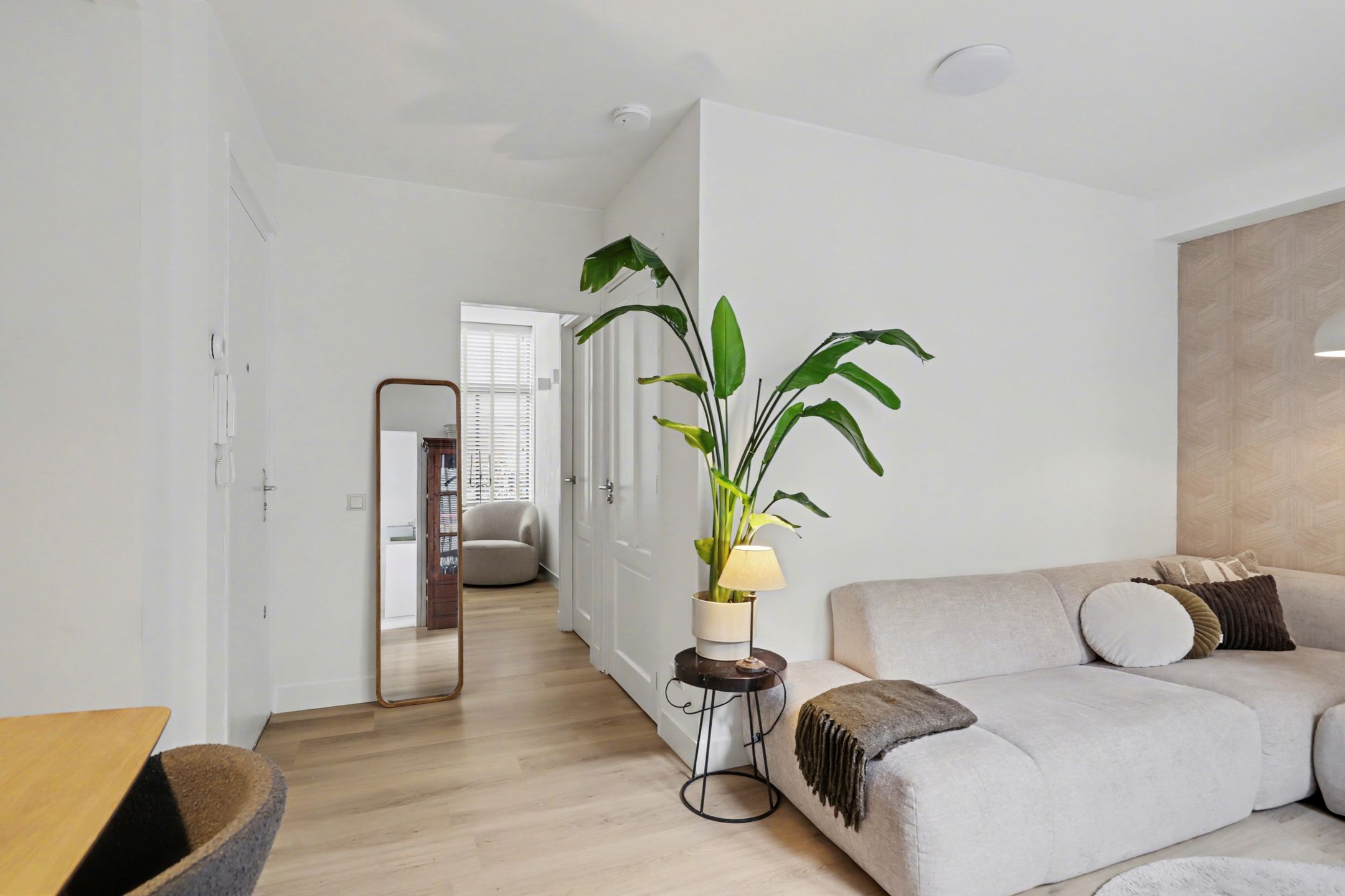 Foto 12 van Van Houweningenstraat 58-H