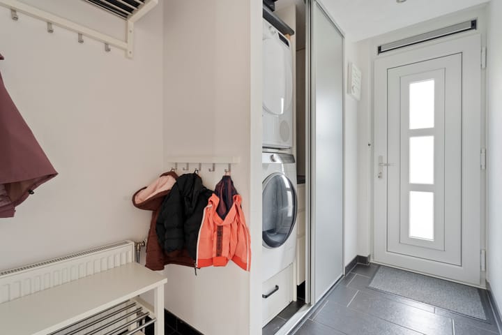 Photo 4 of Heemingeslag 26