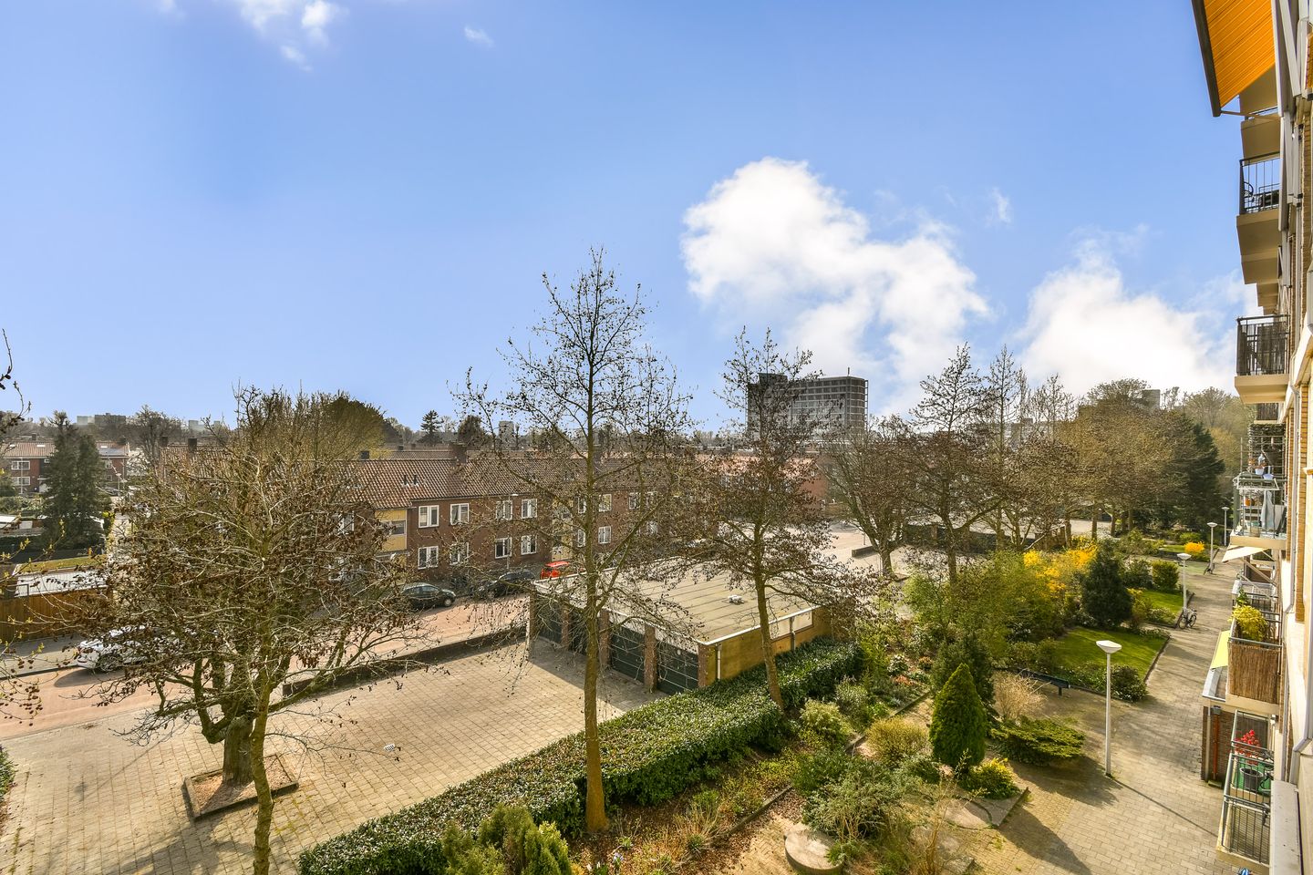 Spacious Apartment with Free View over Sloterplas — 19