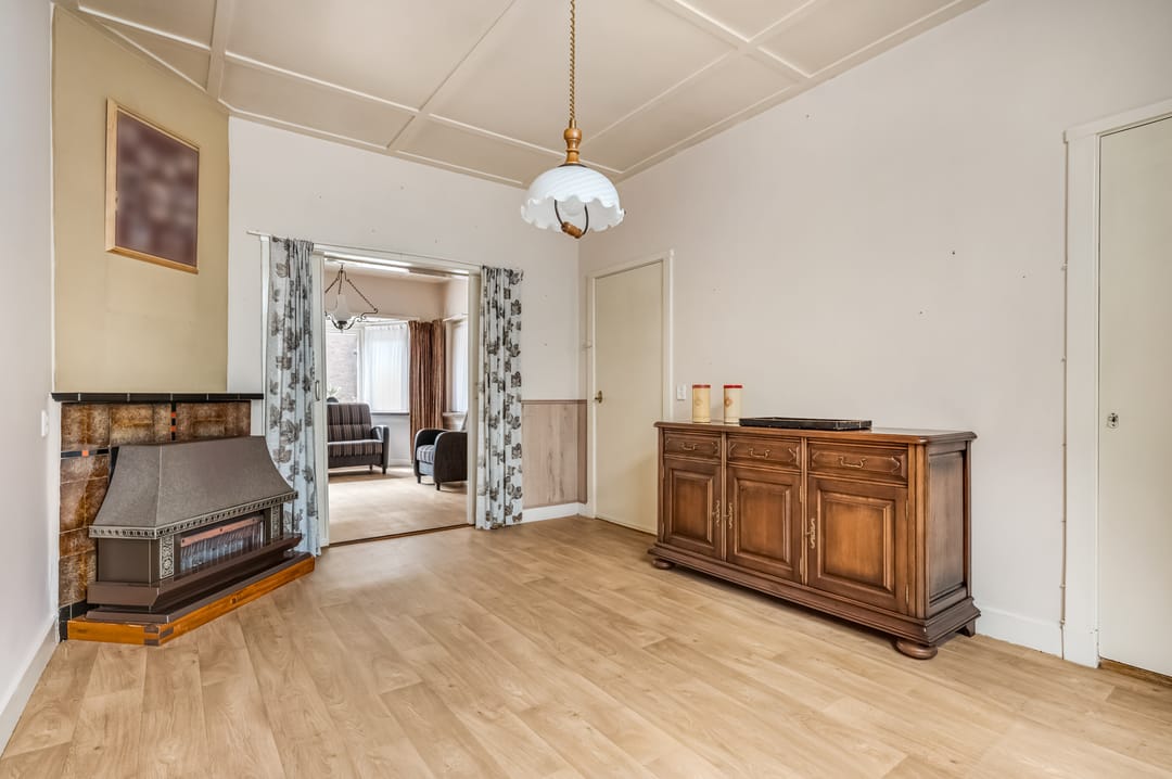 Foto 2 van Nairacstraat 27