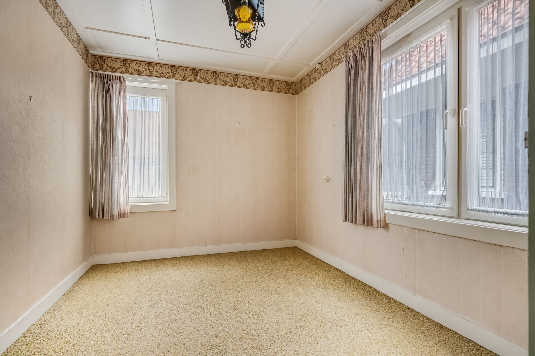 Foto 27 van Nairacstraat 27