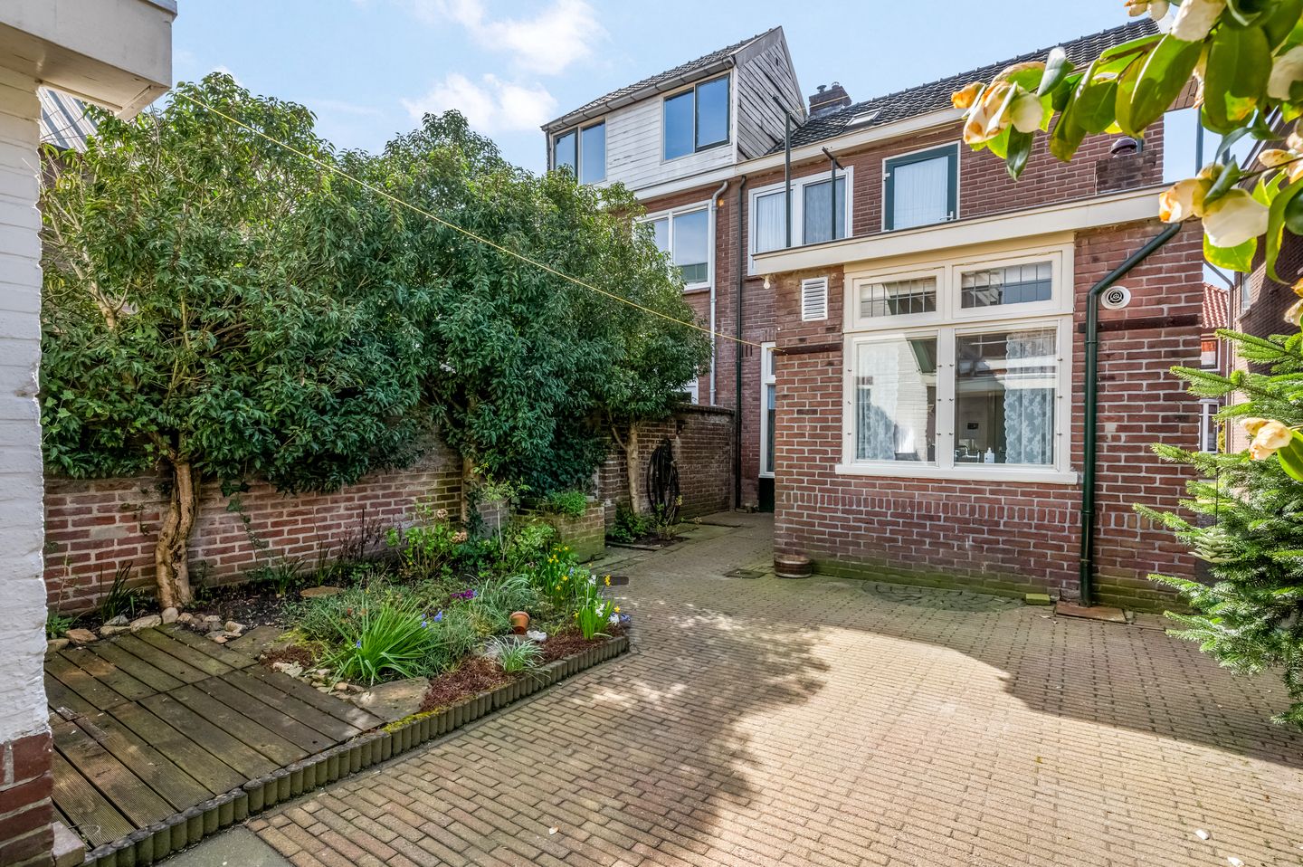 Foto 35 van Nairacstraat 27