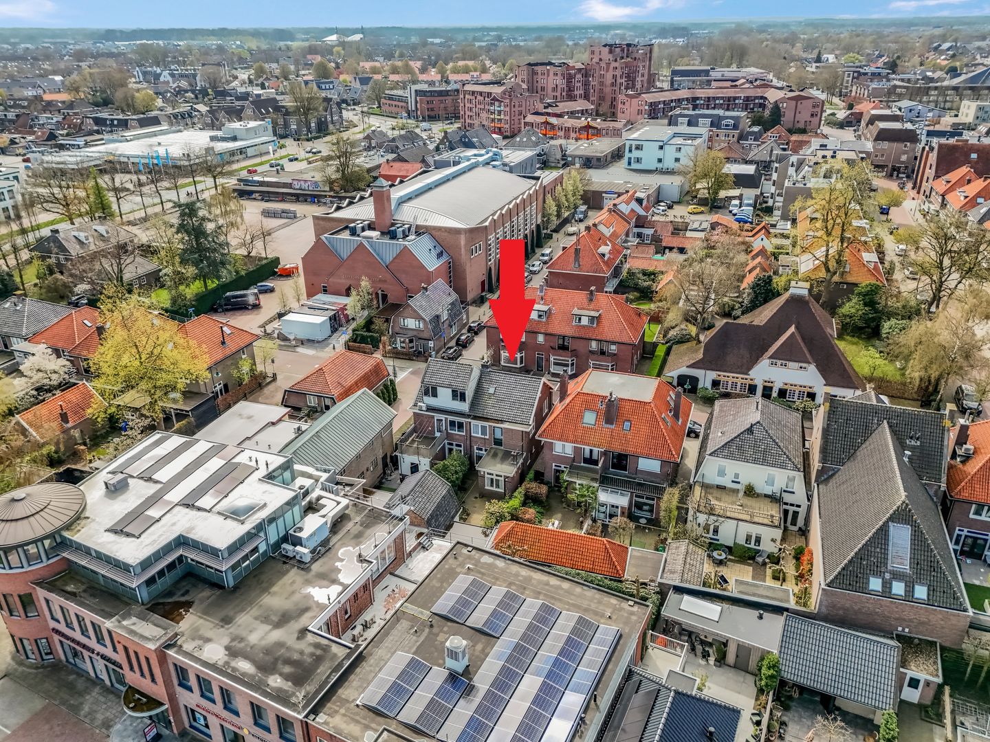 Foto 40 van Nairacstraat 27