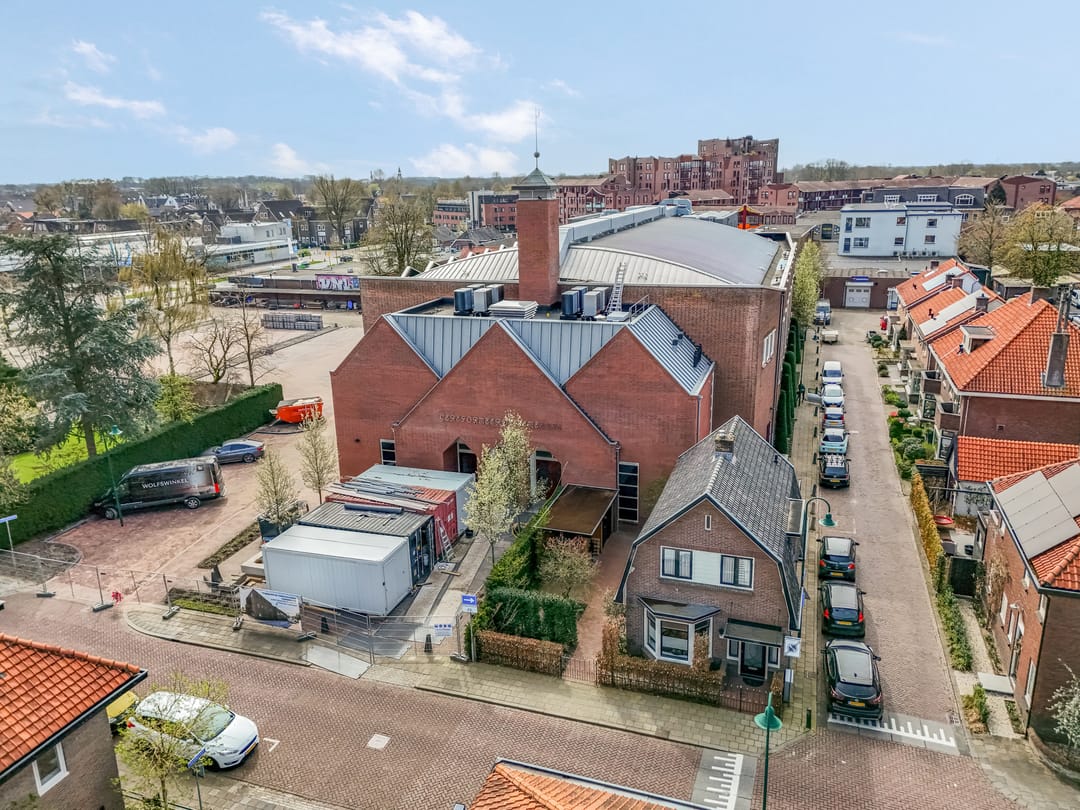 Foto 38 van Nairacstraat 27