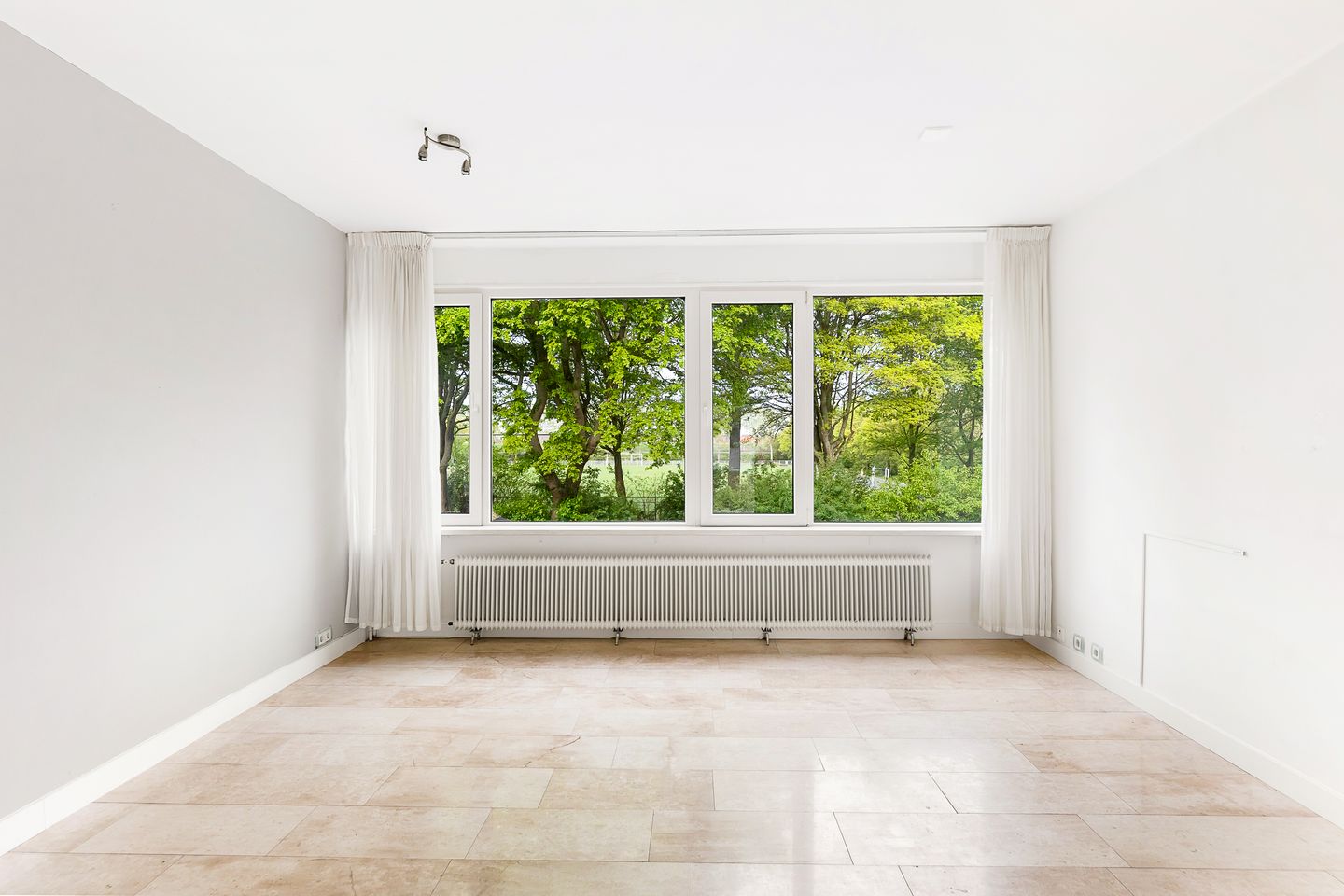 Foto 19 van Amstelstraat 135