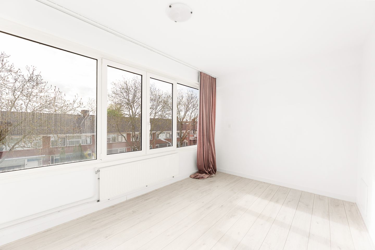 Foto 25 van Amstelstraat 135