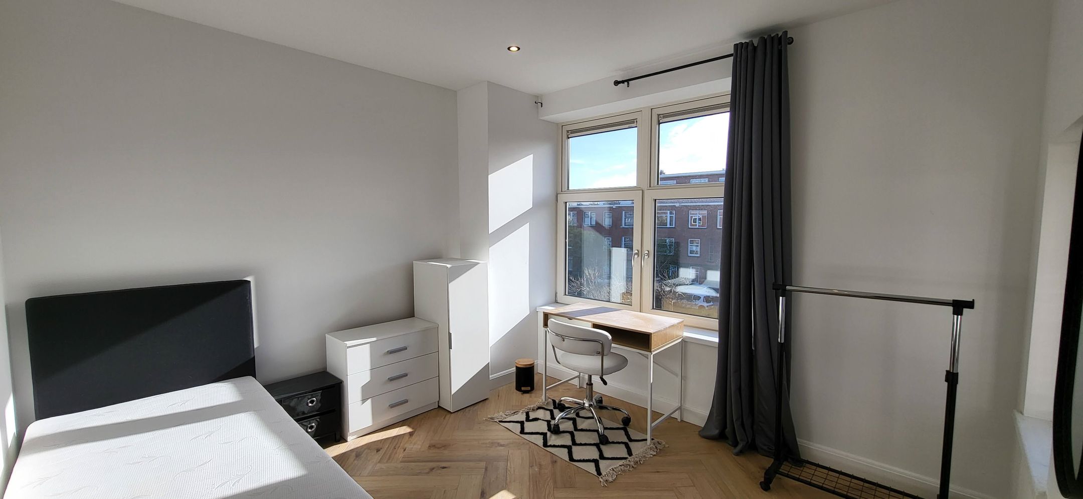 Foto 12 van Abrikozenstraat 127