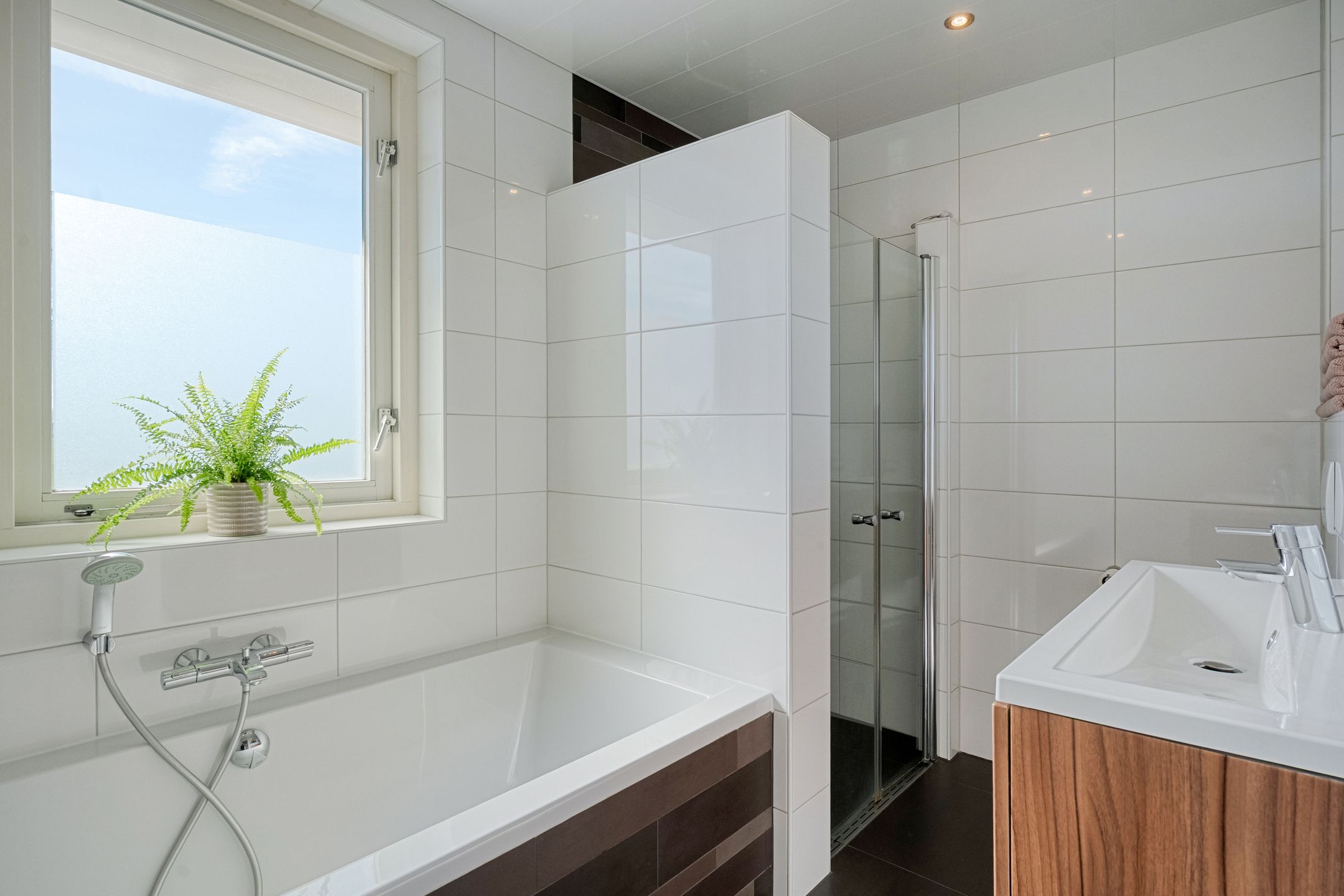 Foto 36 van Dirc van Herxenweg 3