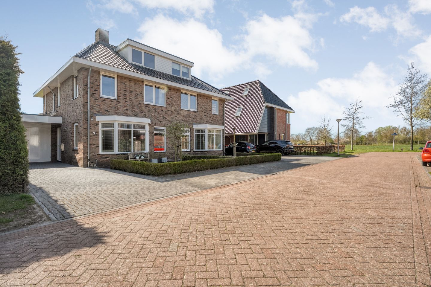 Foto 55 van Dirc van Herxenweg 3