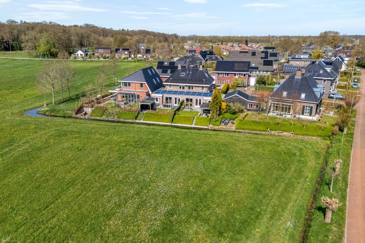 Foto 3 van Dirc van Herxenweg 3