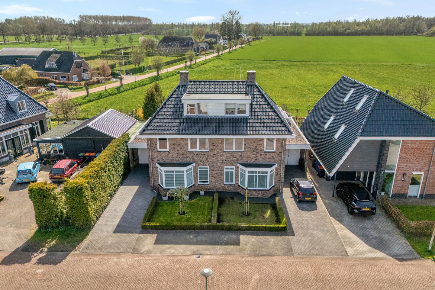 Foto 5 van Dirc van Herxenweg 3