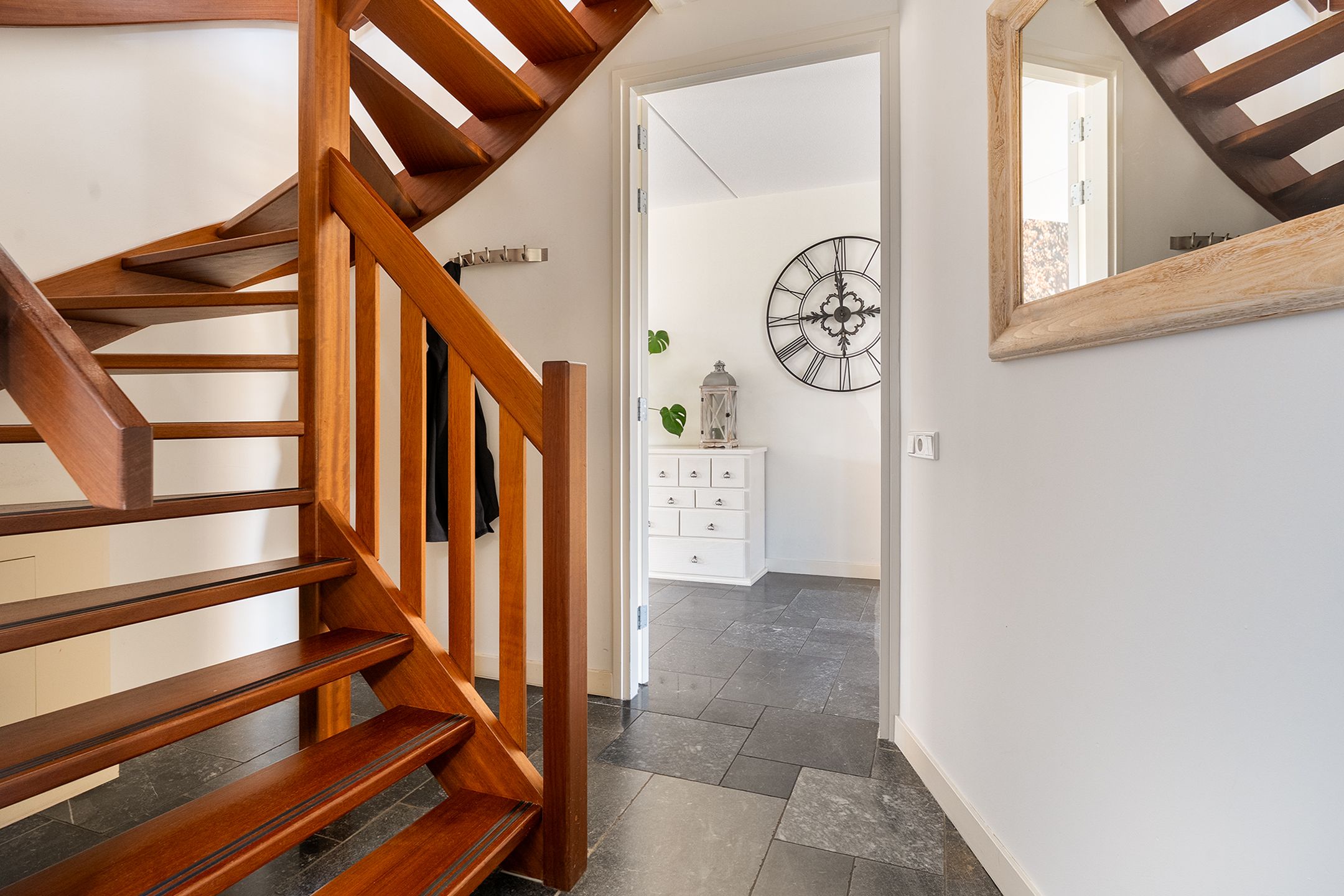 Foto 12 van Dirc van Herxenweg 3