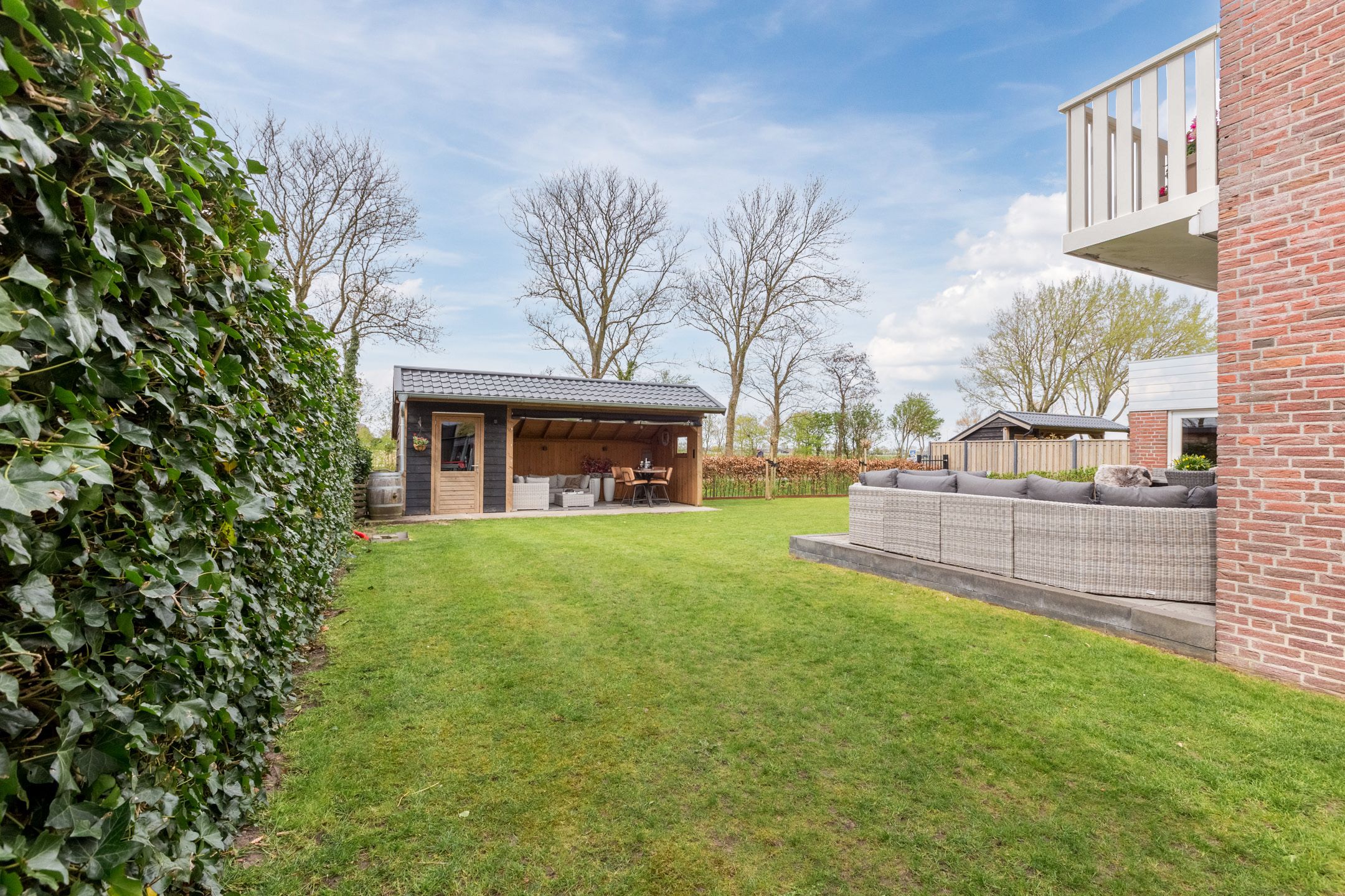 Photo 51 of Langeweide 303