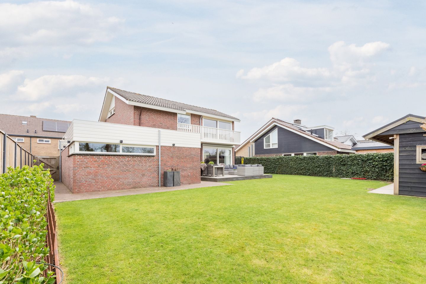 Photo 50 of Langeweide 303