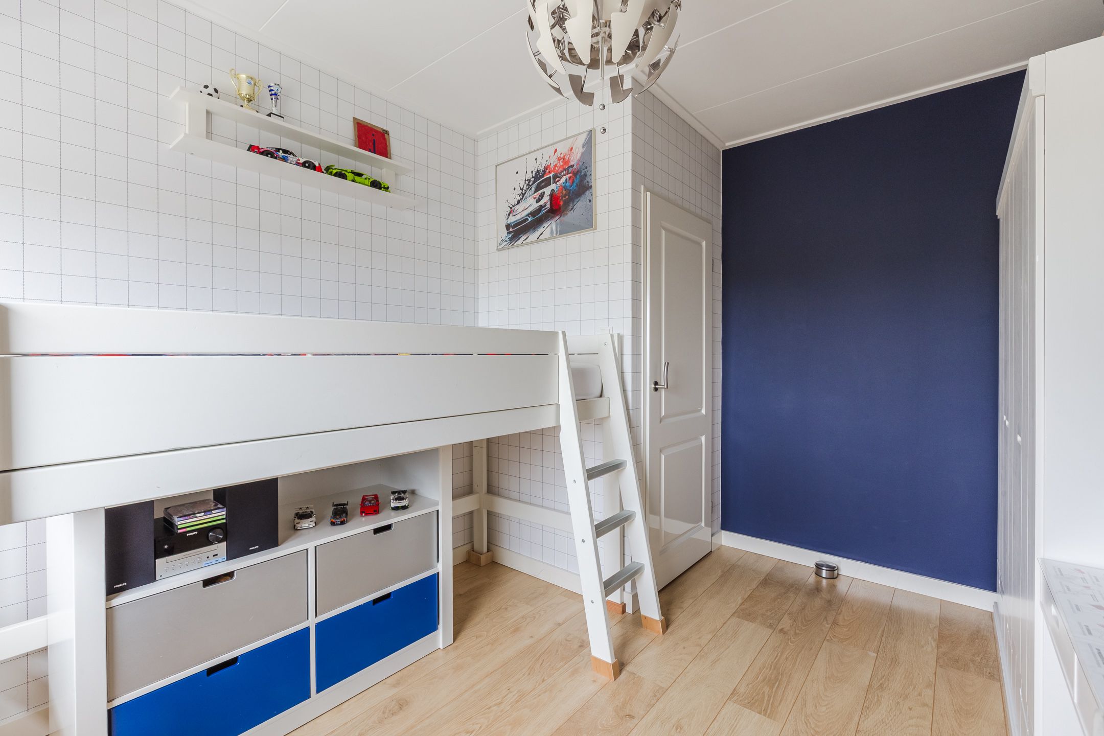 Photo 33 of Langeweide 303