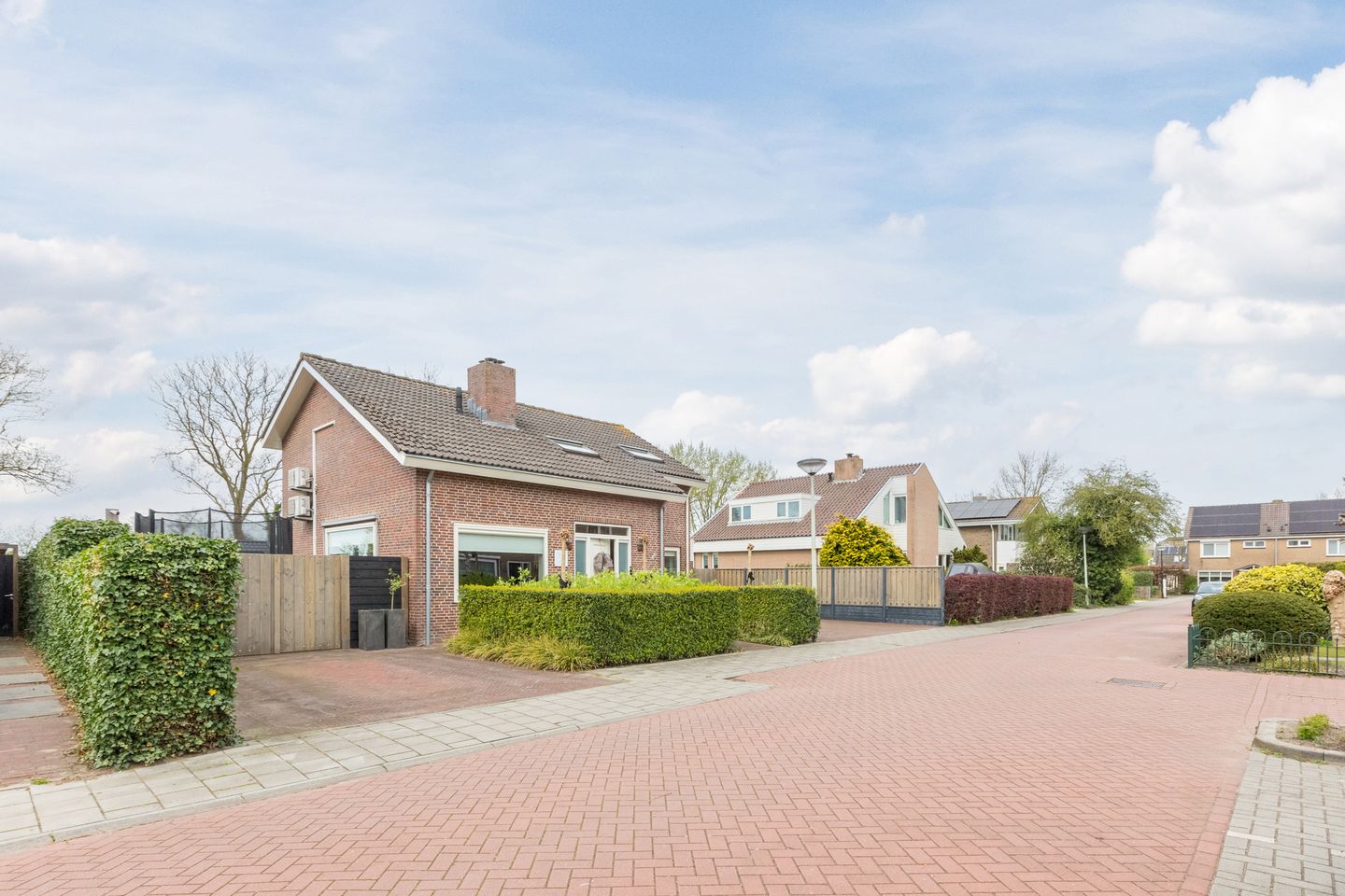 Photo 4 of Langeweide 303