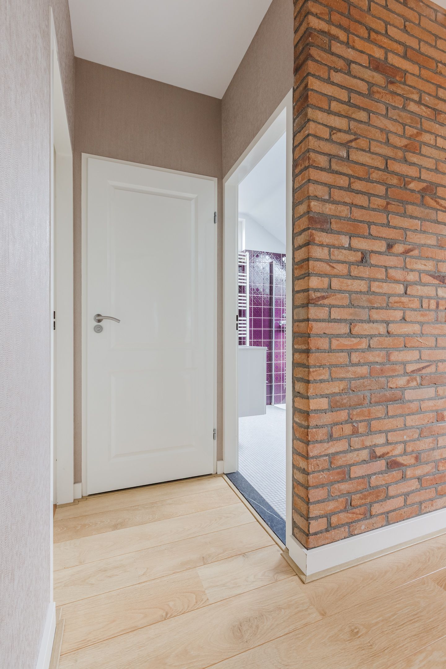 Photo 36 of Langeweide 303