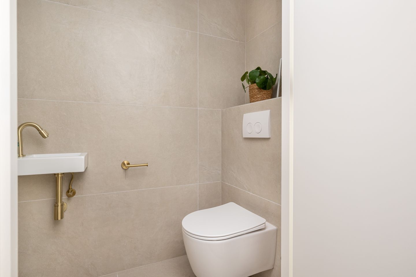 Foto 14 van Voorstraat 6-A