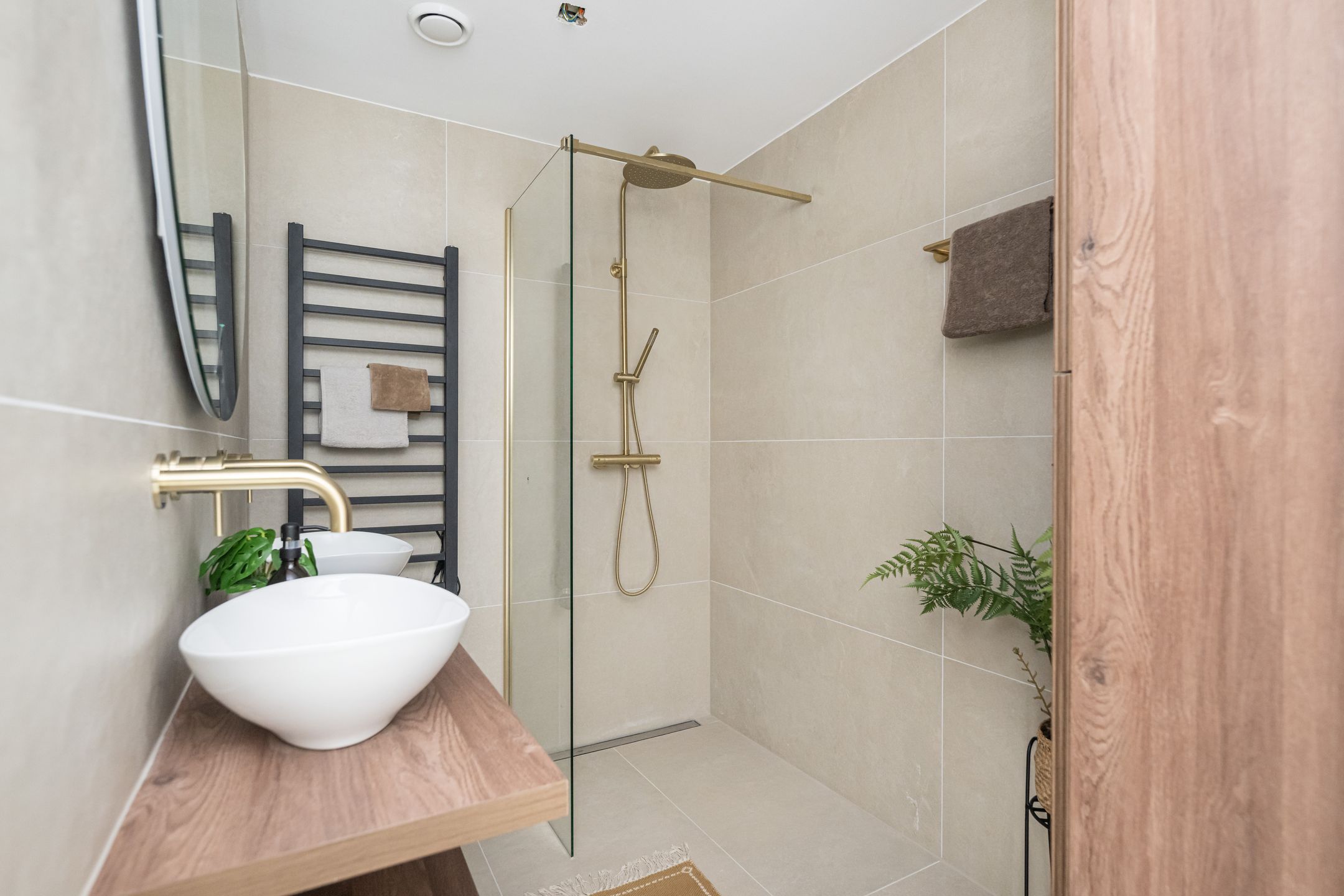 Foto 15 van Voorstraat 6-A