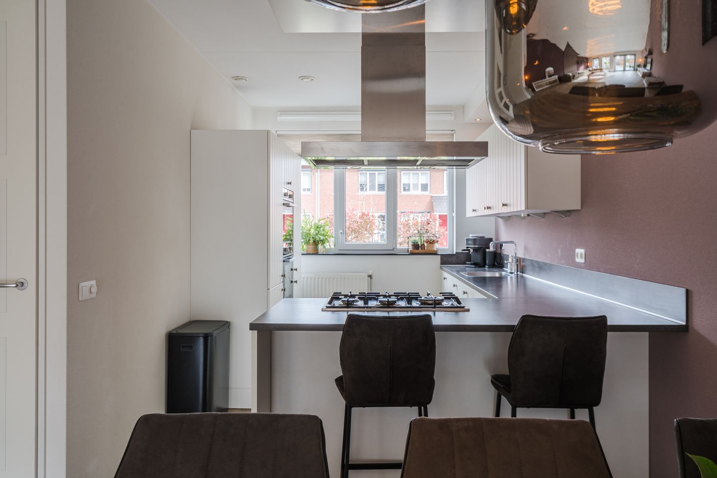 Photo 14 of Snoek 27