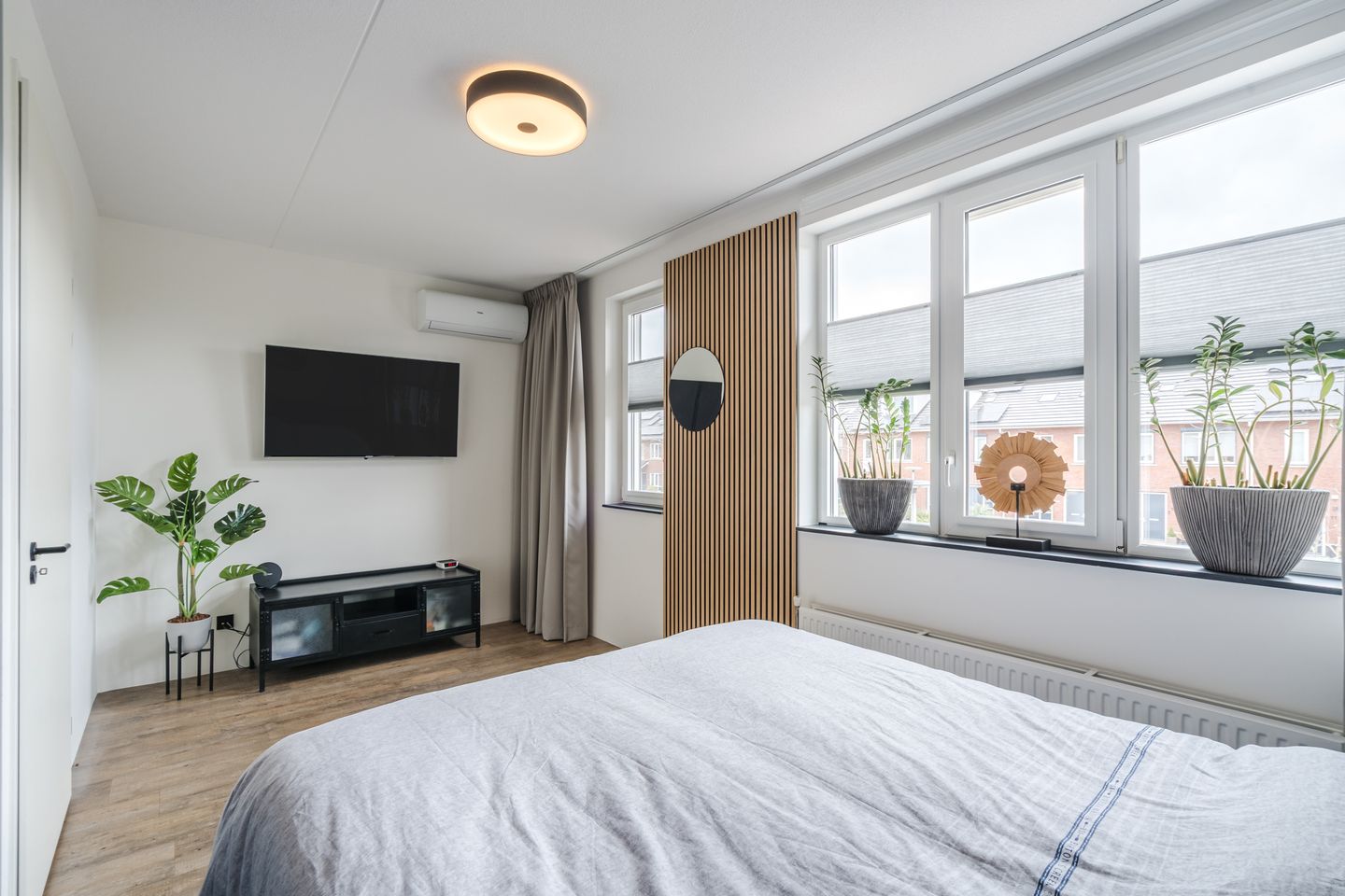 Photo 20 of Snoek 27