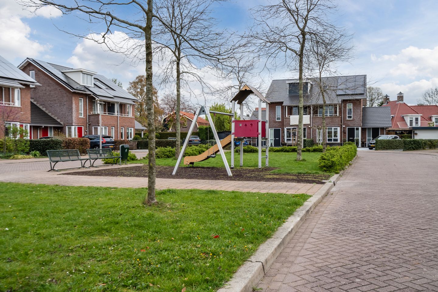 Photo 40 of Snoek 27