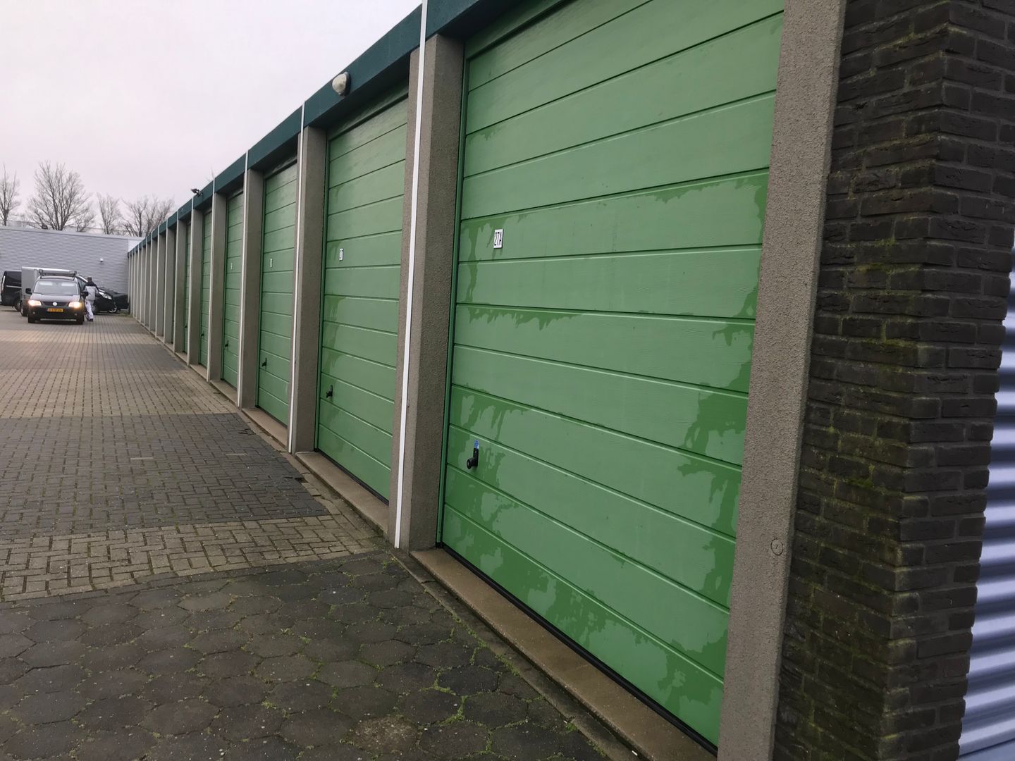 View photo 4 of Neutronweg 15