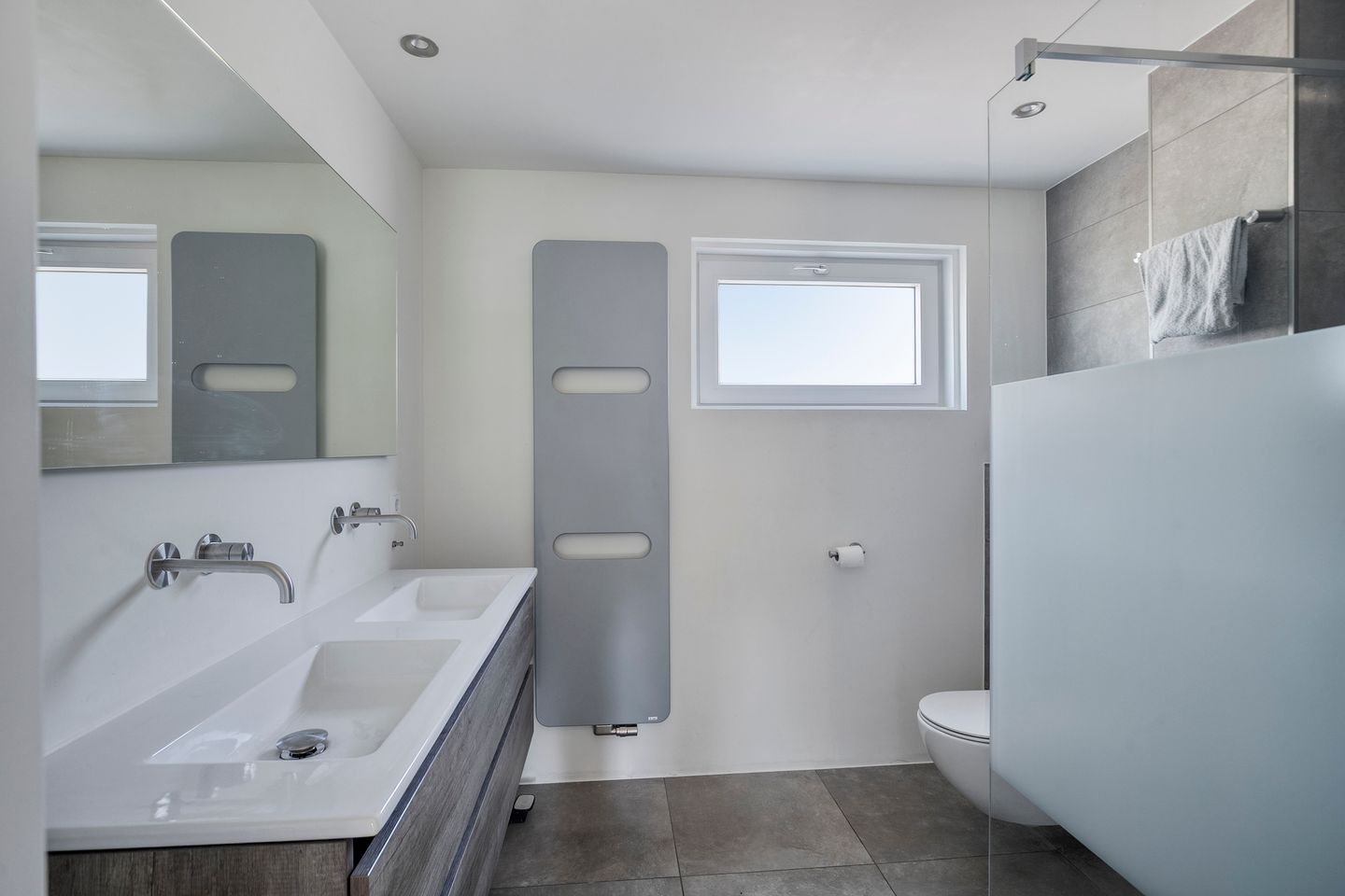 Photo 19 of Veldmanserve 63