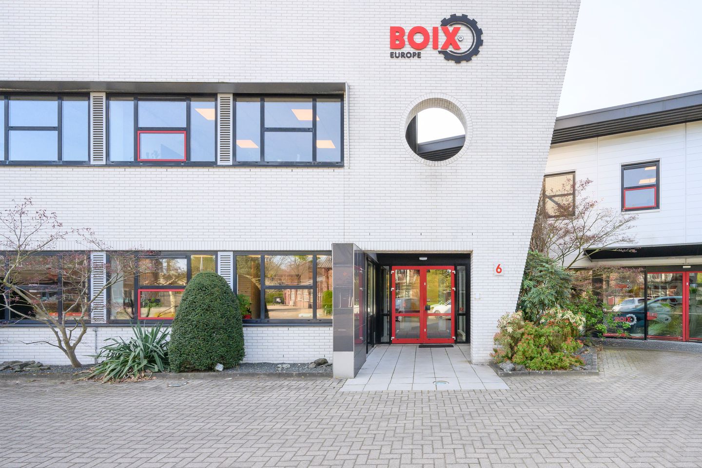 View photo 2 of Loubergweg 6