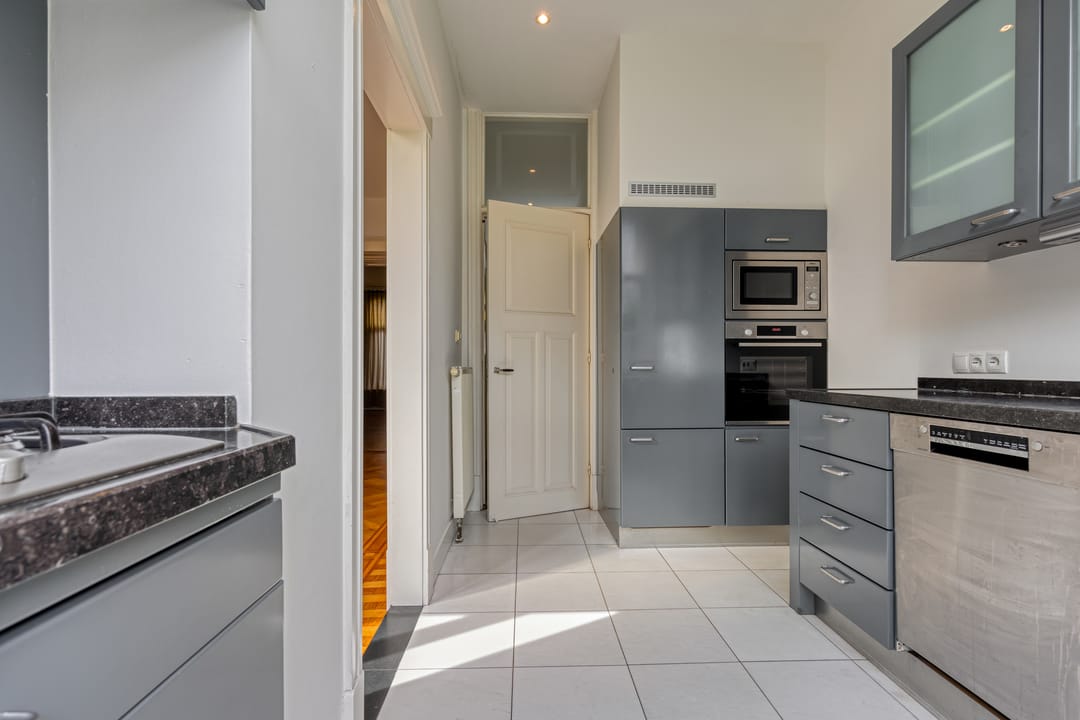 Foto 22 van Van Beverningkstraat 146