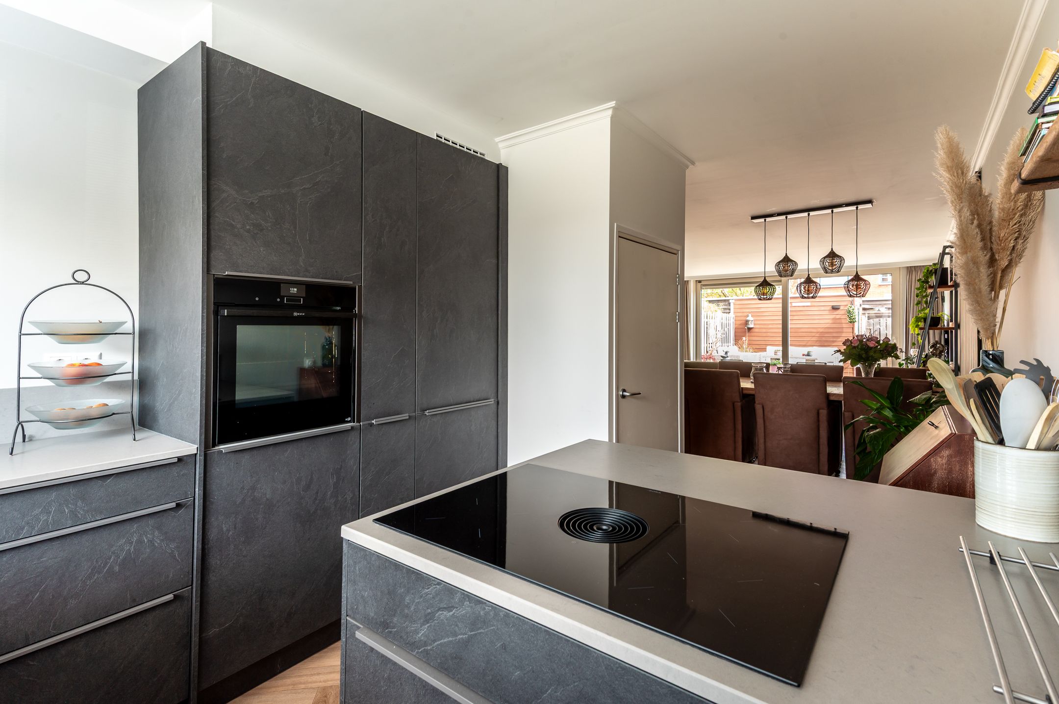 Foto 15 van Adrienne Solserstraat 35