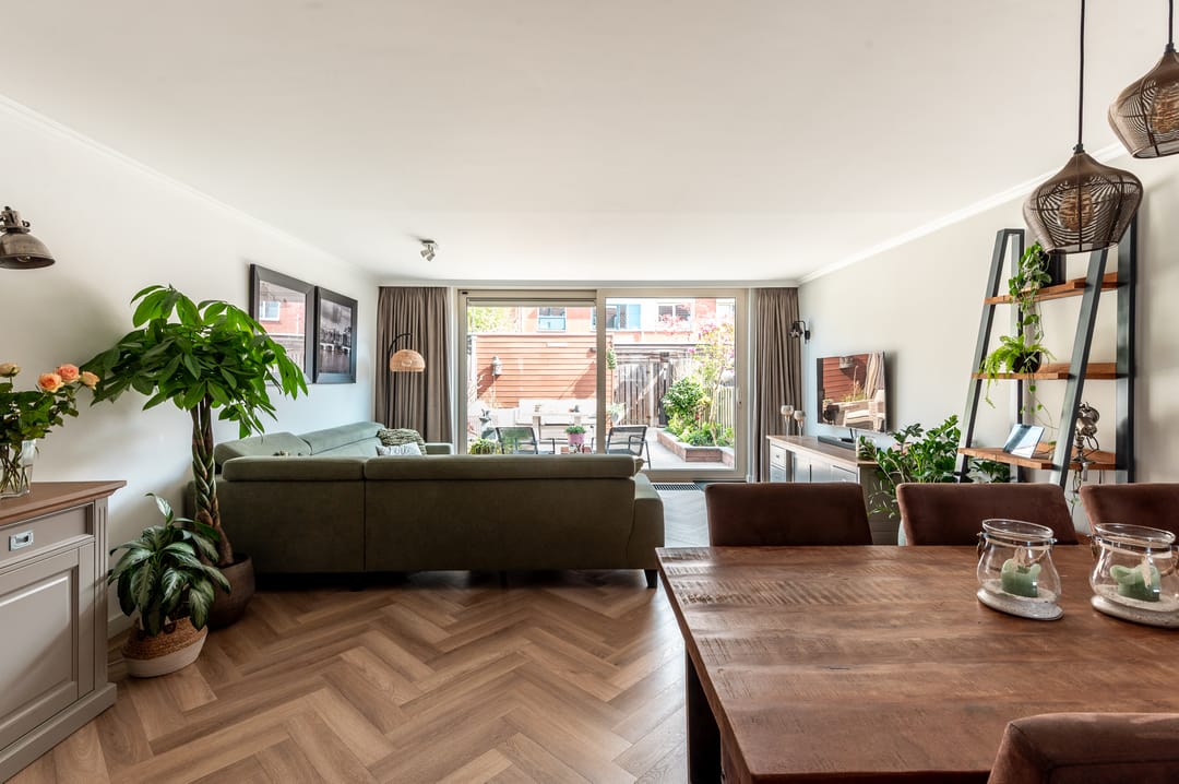 Foto 2 van Adrienne Solserstraat 35