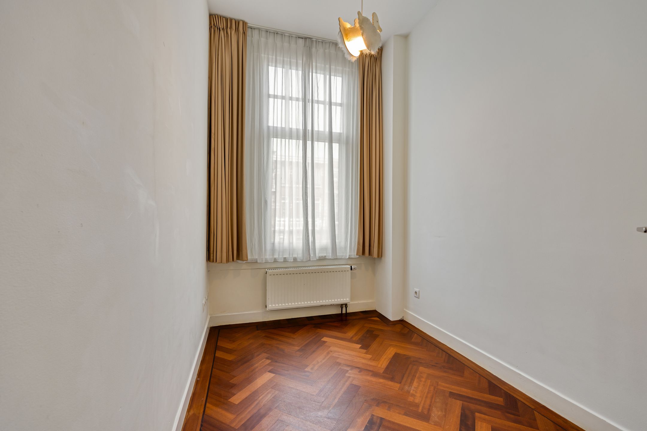 Foto 36 van Van Beverningkstraat 146