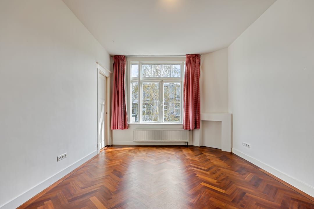 Foto 28 van Van Beverningkstraat 146