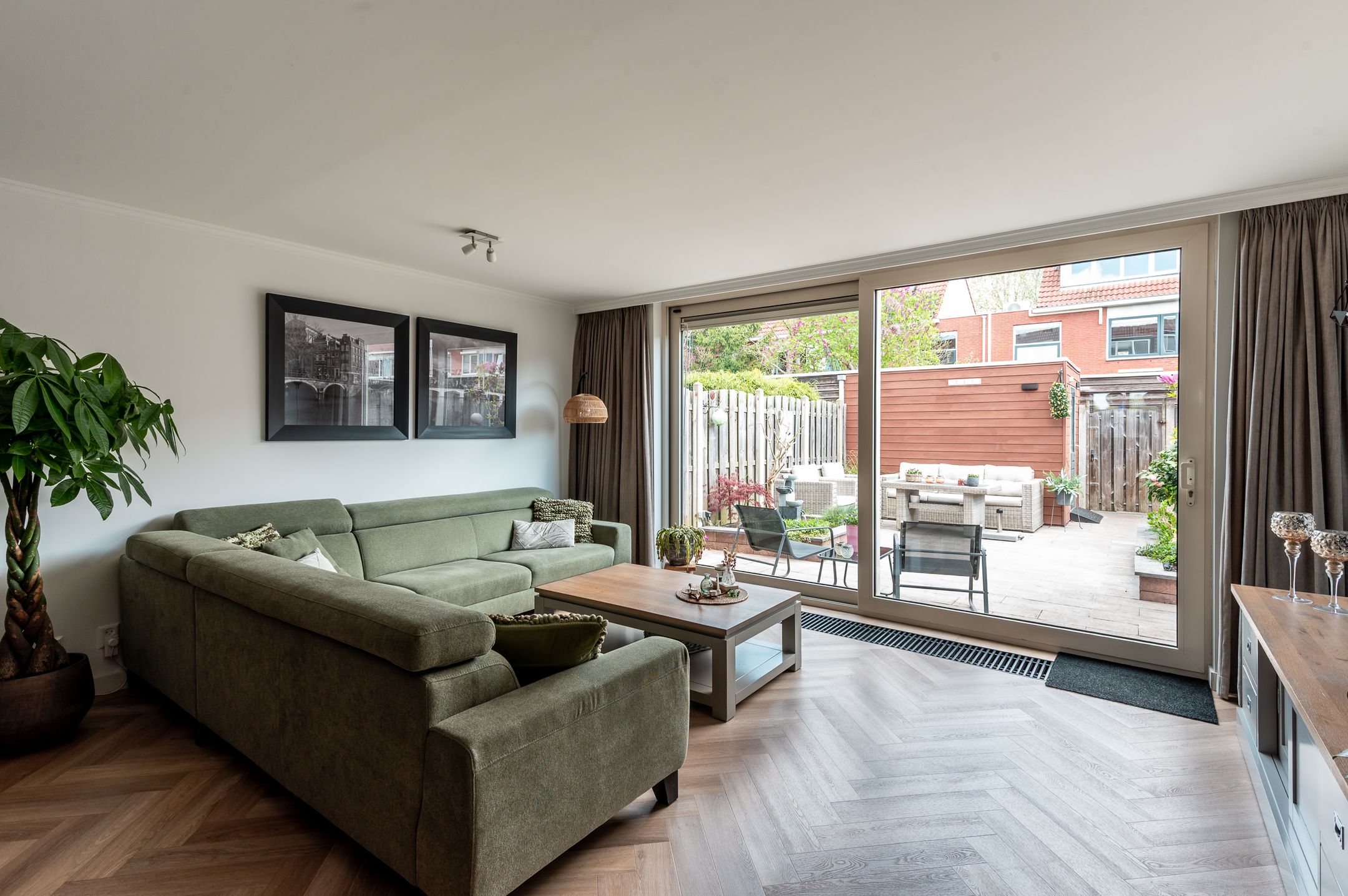 Foto 9 van Adrienne Solserstraat 35