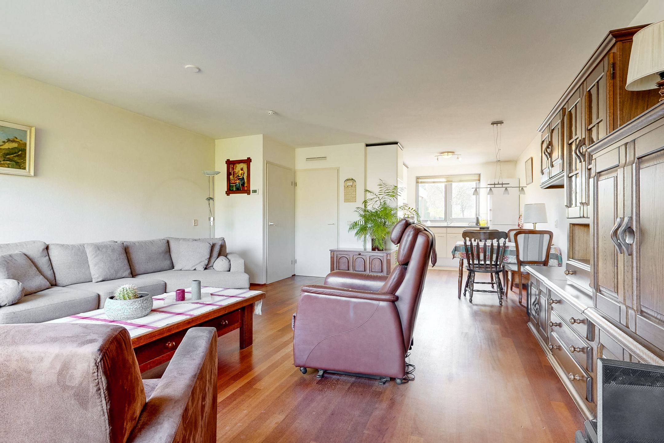 Foto 3 van Dotter 63