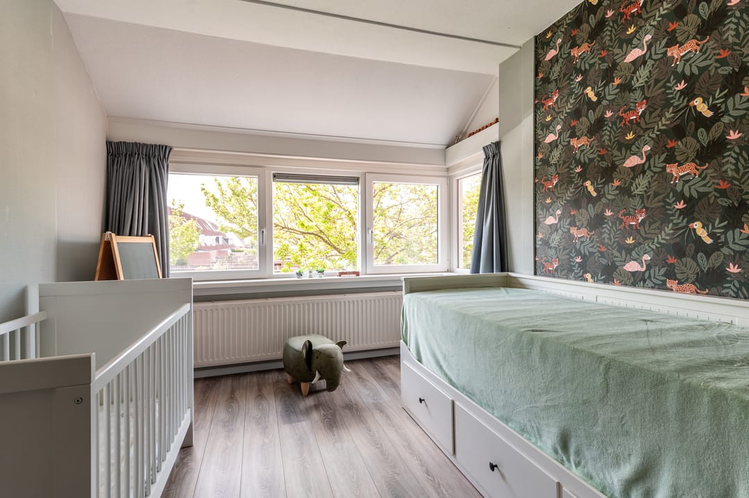 Foto 28 van Adrienne Solserstraat 35