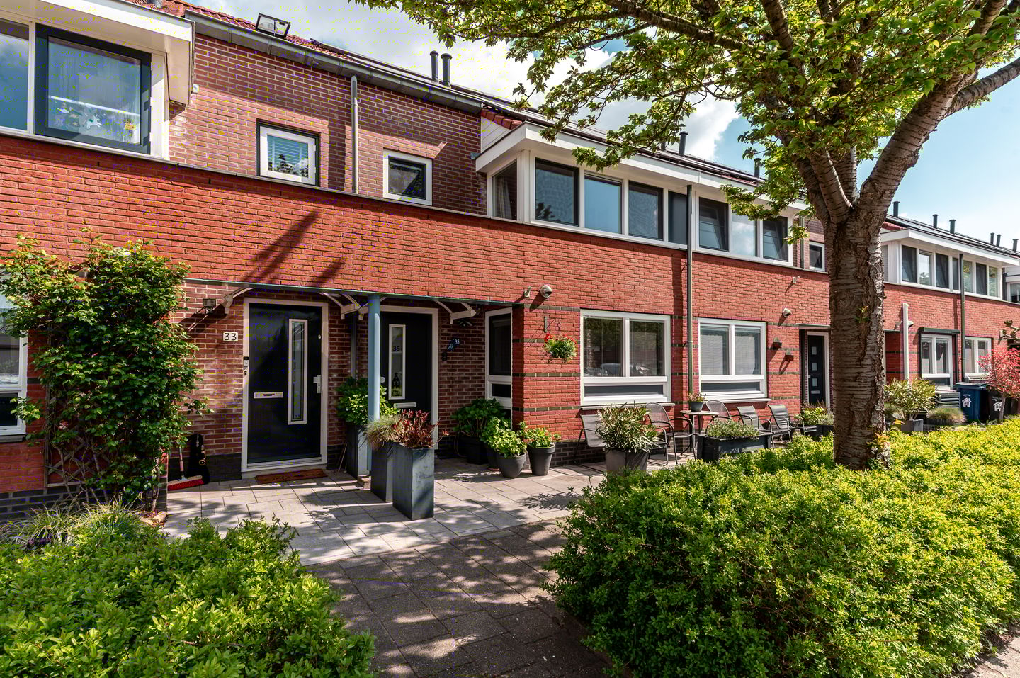 Foto 40 van Adrienne Solserstraat 35